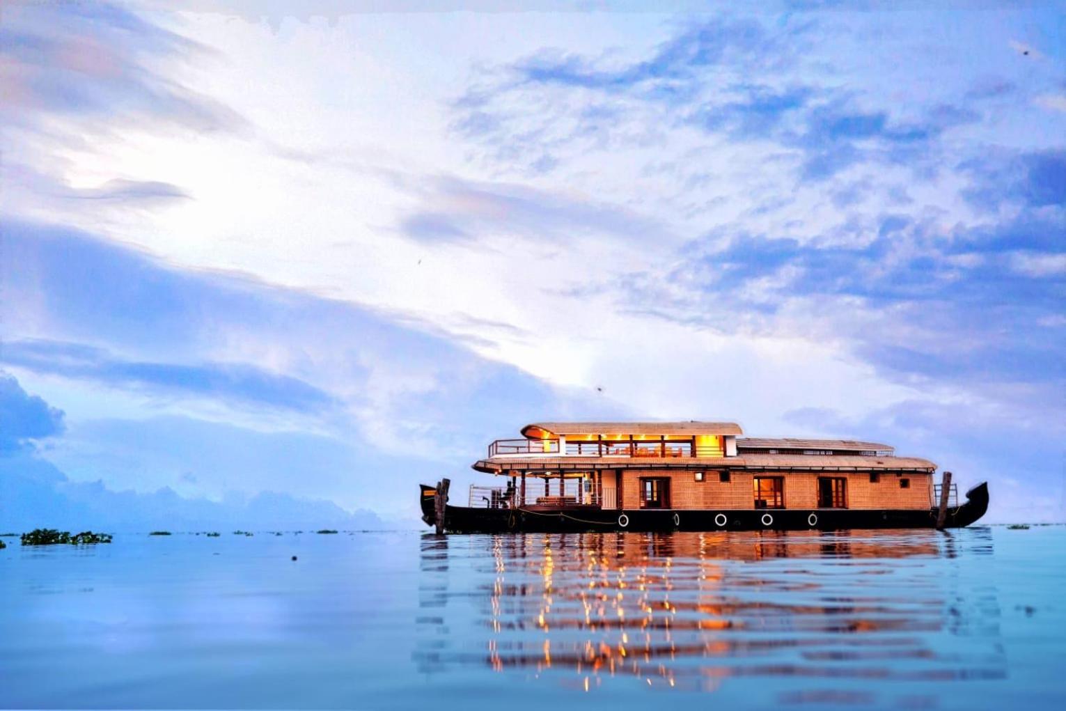 Indraprasthamlakecruise Alappuzha المظهر الخارجي الصورة